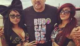 Ông trùm cần sa đăng ảnh khoe cuộc sống trụy lạc